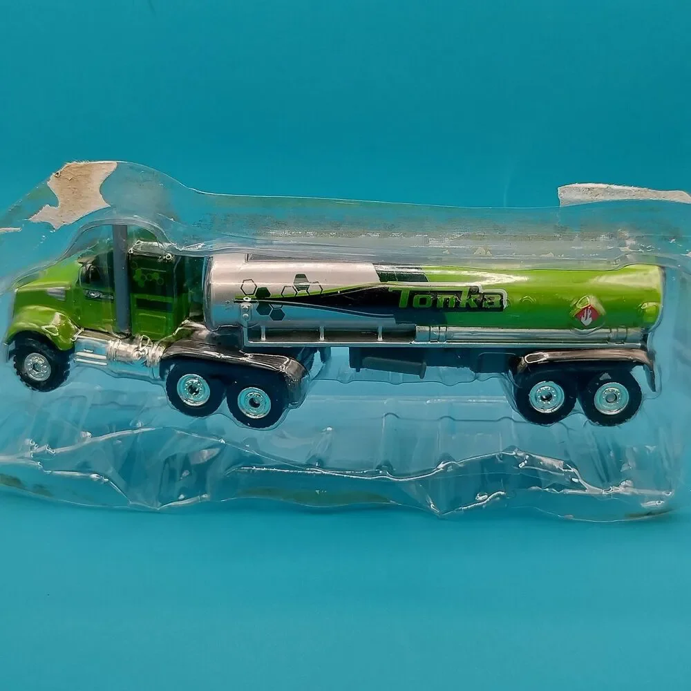 Tonka Green Tanker Truck & Trailer Semi Rig Toy Vehicle Hasbro Funrise 2012
